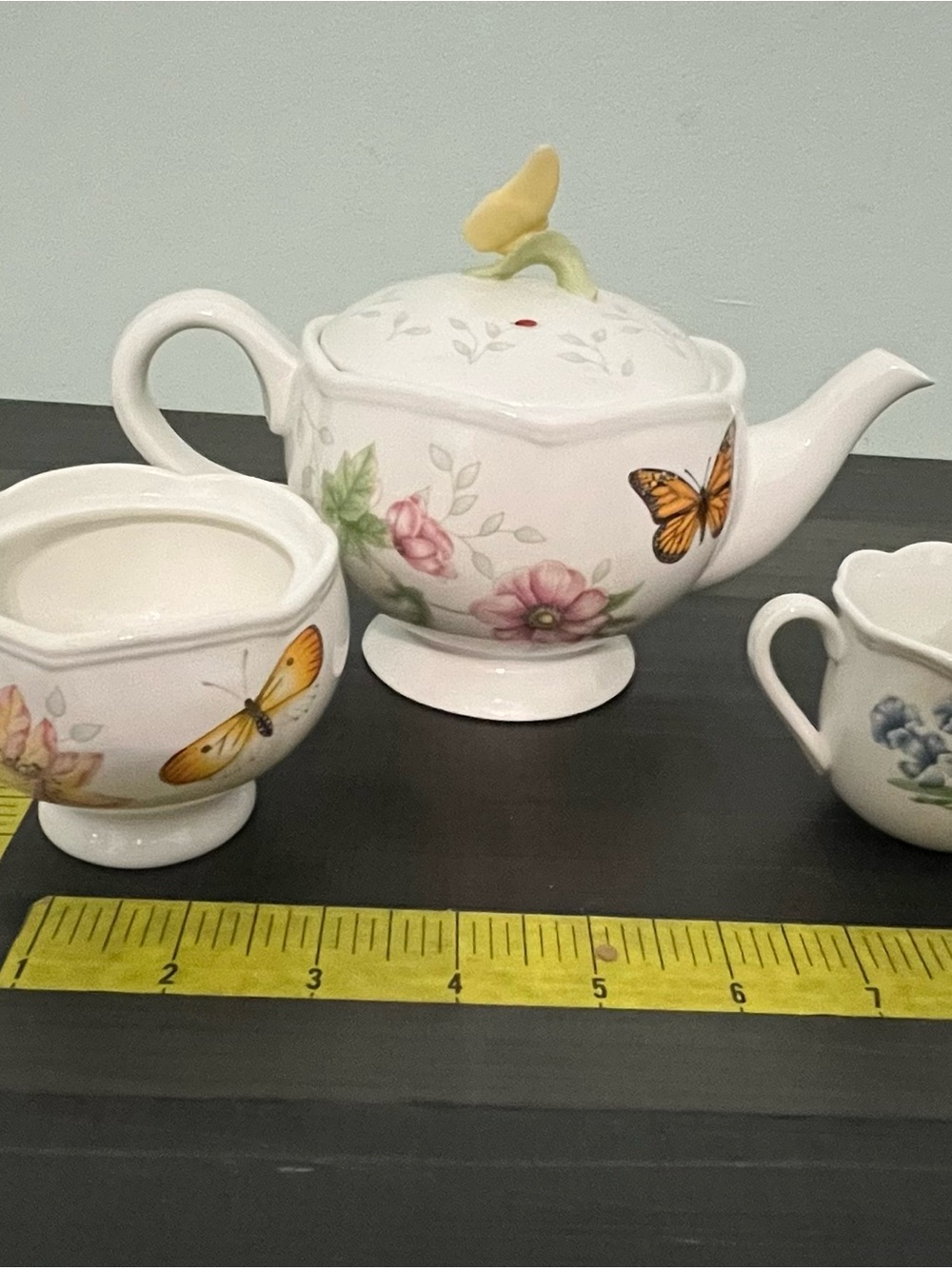 Lenox Butterfly meadow Teapot and sugar bowl no lid and cup